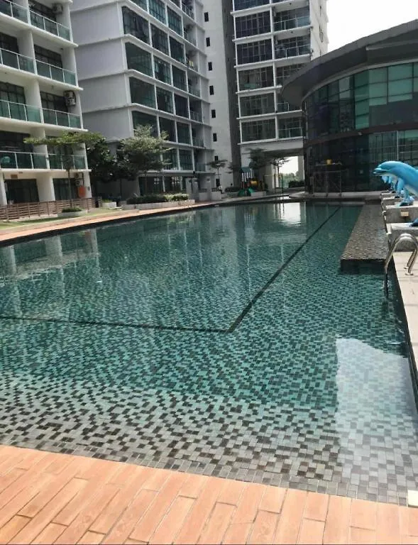 아파트 Studio With Swimming Pool Access From The Patio At Palazio Mount Austin Ikea Aeon By Gdragon Homestay 조호르 바루